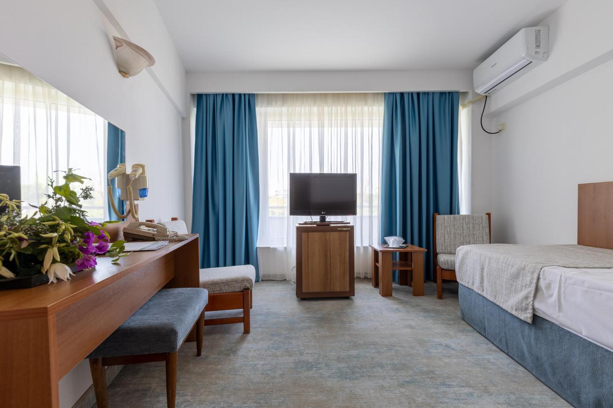 Hotel Condor Мамая Экстерьер фото